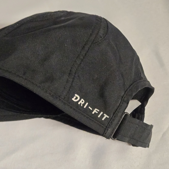 Nike Featherlight Dri-fit Hat Adjustable Black Cap Unisex Adult Lightweight - Picture 5 of 8